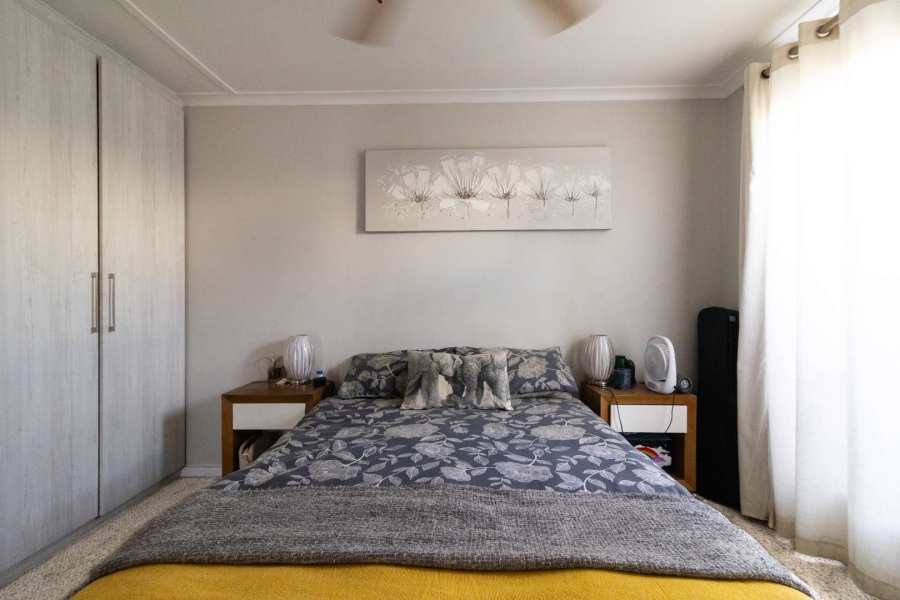 4 Bedroom Property for Sale in Sandbaai Western Cape